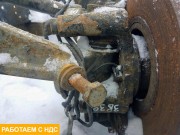 Кулак поворотный правый