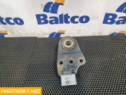 Кронштейн стойки стабилизатора левый