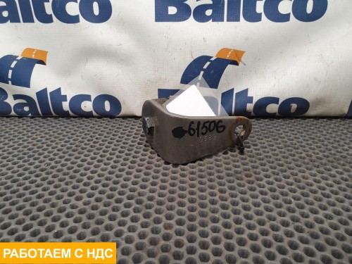 Кронштейн приемной трубы глушителя