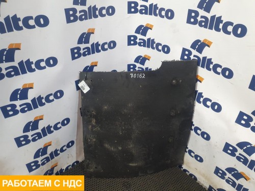 Брызговик правый