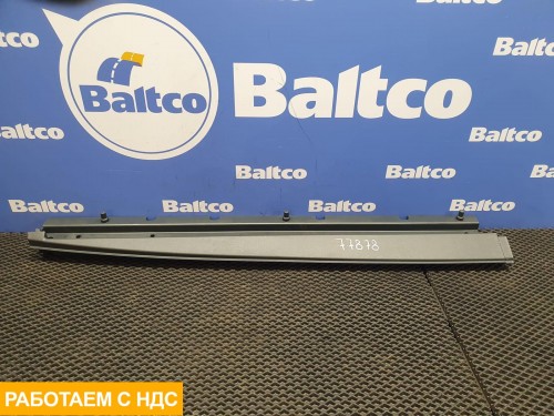 Накладка солнцезащитной шторки левая